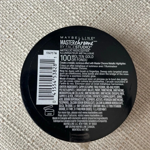 *NEVER USED* Makeup Bag, Hair Ties, Shine Control Powder, and Highlighter Bundle - Picture 6 of 11